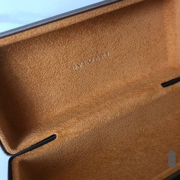 Authentic Bvlgari Sunglasses - Picture 5 of 10